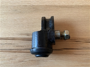 Zdjęcie Cylinderek hamulca koła przedni lewy UAZ